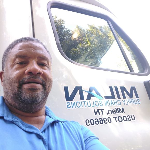 Meet your Posher, Clarence - Picture 1 of 1